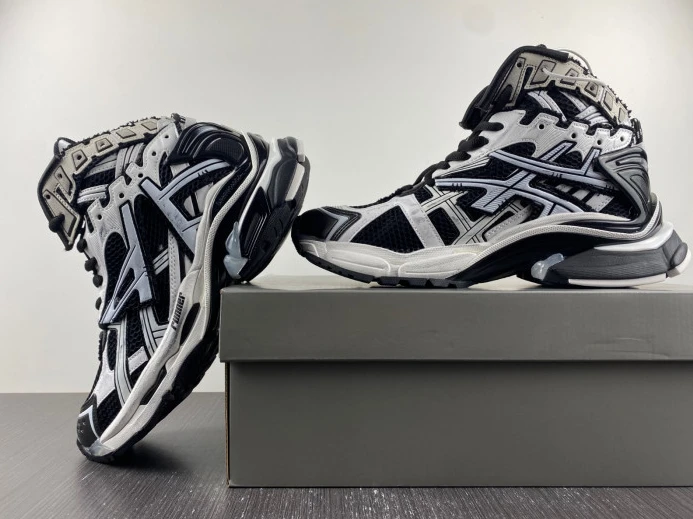 Trendy BLCG RUNNER HIGH TOP SNEAKER 695764 W3RH2 2689