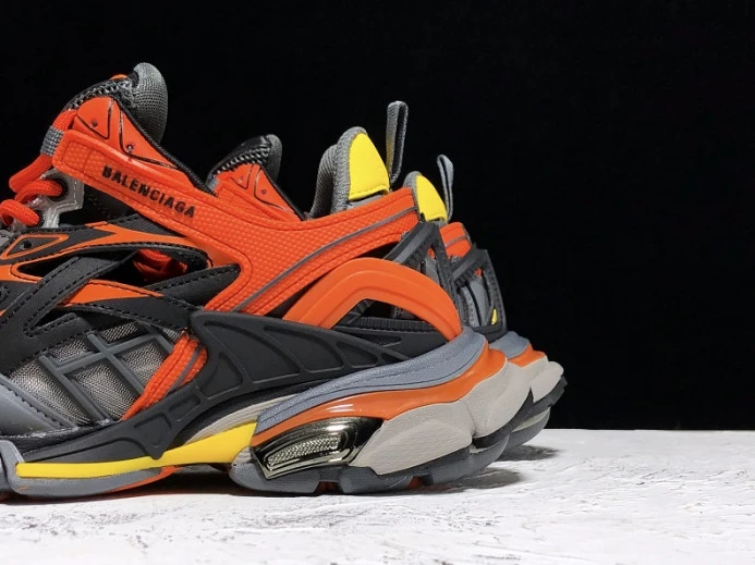 Trendy BLCG Track 2.0 570391 W2GN8 2608