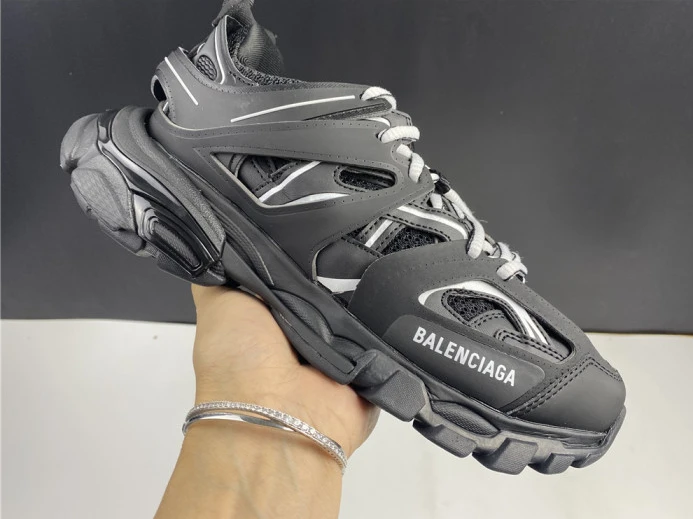 Trendy BLCG Track Sneaker 542436 W1GB1 2589