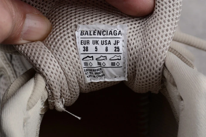 Trendy Ba*len*cia*ga defender rubber platform sneakers w2ra 2281