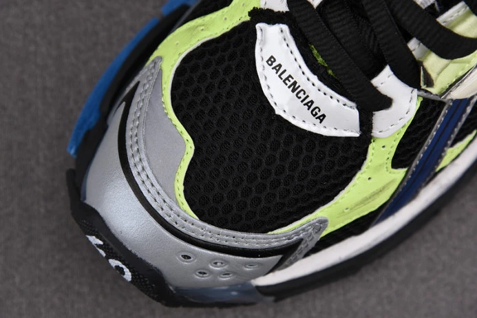 Trendy Ba*len*cia*ga runner 2196