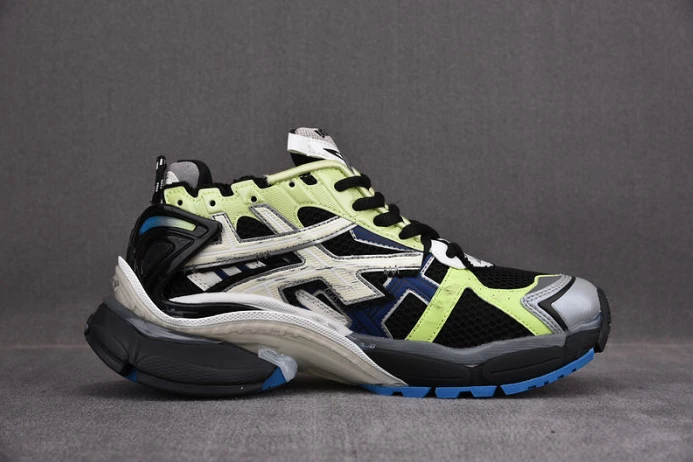 Trendy Ba*len*cia*ga runner 2196