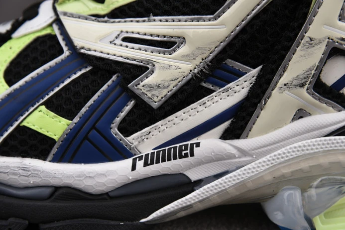 Trendy Ba*len*cia*ga runner 2196