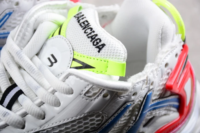 Trendy Ba*len*cia*ga runner w3rb 2348