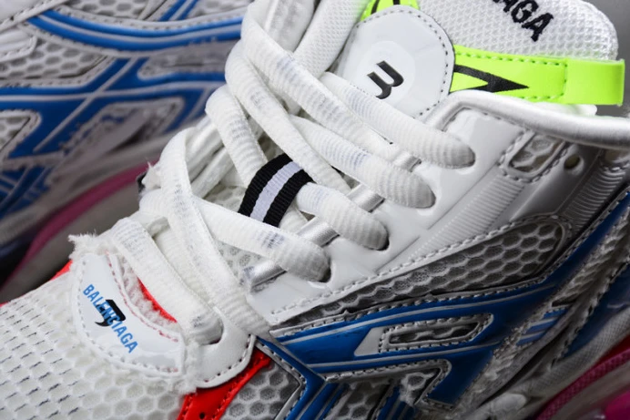 Trendy Ba*len*cia*ga runner w3rb 2348