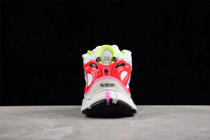 Trendy Ba*len*cia*ga runner w3rb 2348