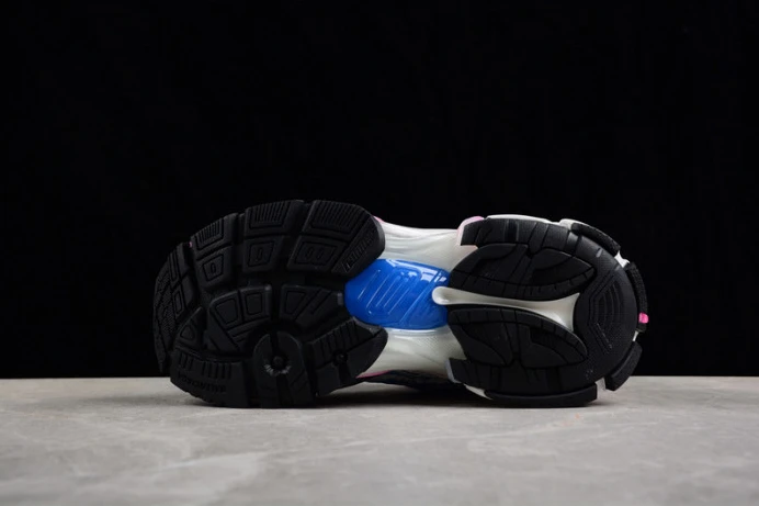 Trendy Ba*len*cia*ga runner w3rb 2348