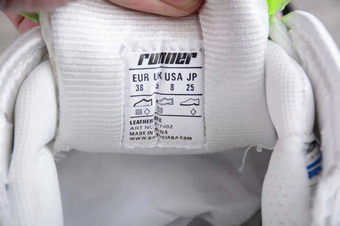Trendy Ba*len*cia*ga runner w3rb 2348
