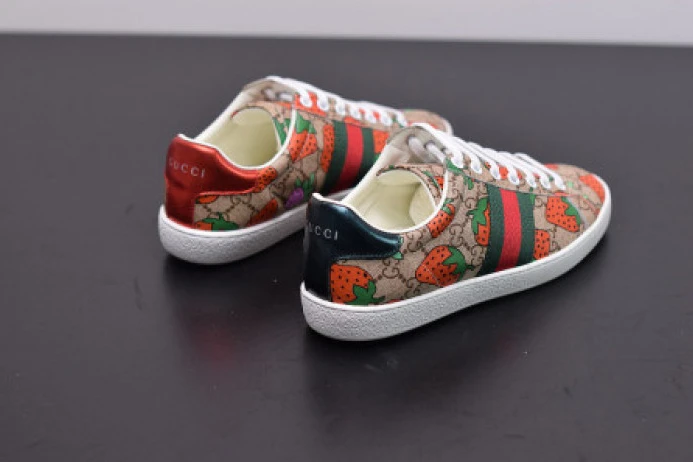 Trendy GUCC ACE EMBROIDERED LOW-TOP SNEAKER 431920 DOPEO 2928