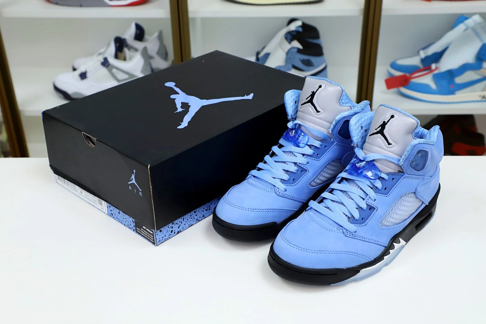Trendy Kimikick AIR JORDAN 5 RETRO SE DV1310 401 UNIVERSITY BLUE BLACK-WHITE BLEU 1931