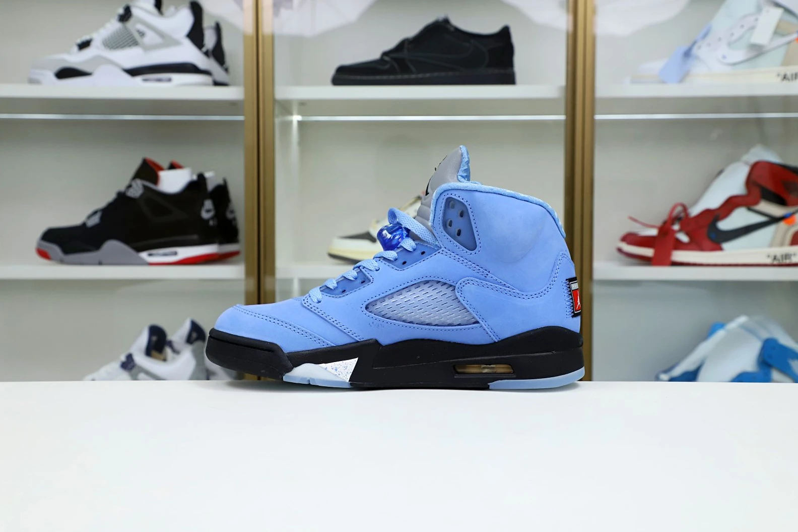 Trendy Kimikick AIR JORDAN 5 RETRO SE DV1310 401 UNIVERSITY BLUE BLACK-WHITE BLEU 1931