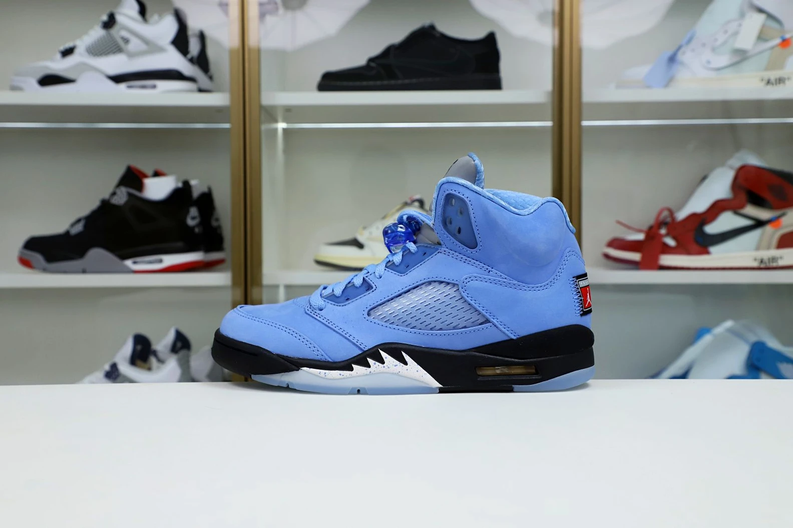 Trendy Kimikick AIR JORDAN 5 RETRO SE DV1310 401 UNIVERSITY BLUE BLACK-WHITE BLEU 1931