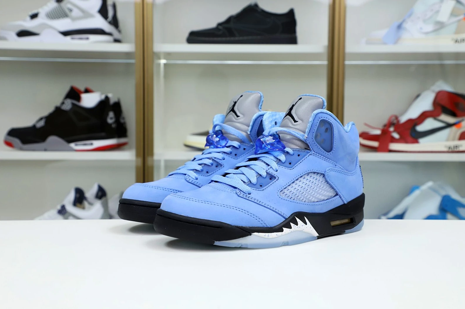 Trendy Kimikick AIR JORDAN 5 RETRO SE DV1310 401 UNIVERSITY BLUE BLACK-WHITE BLEU 1931