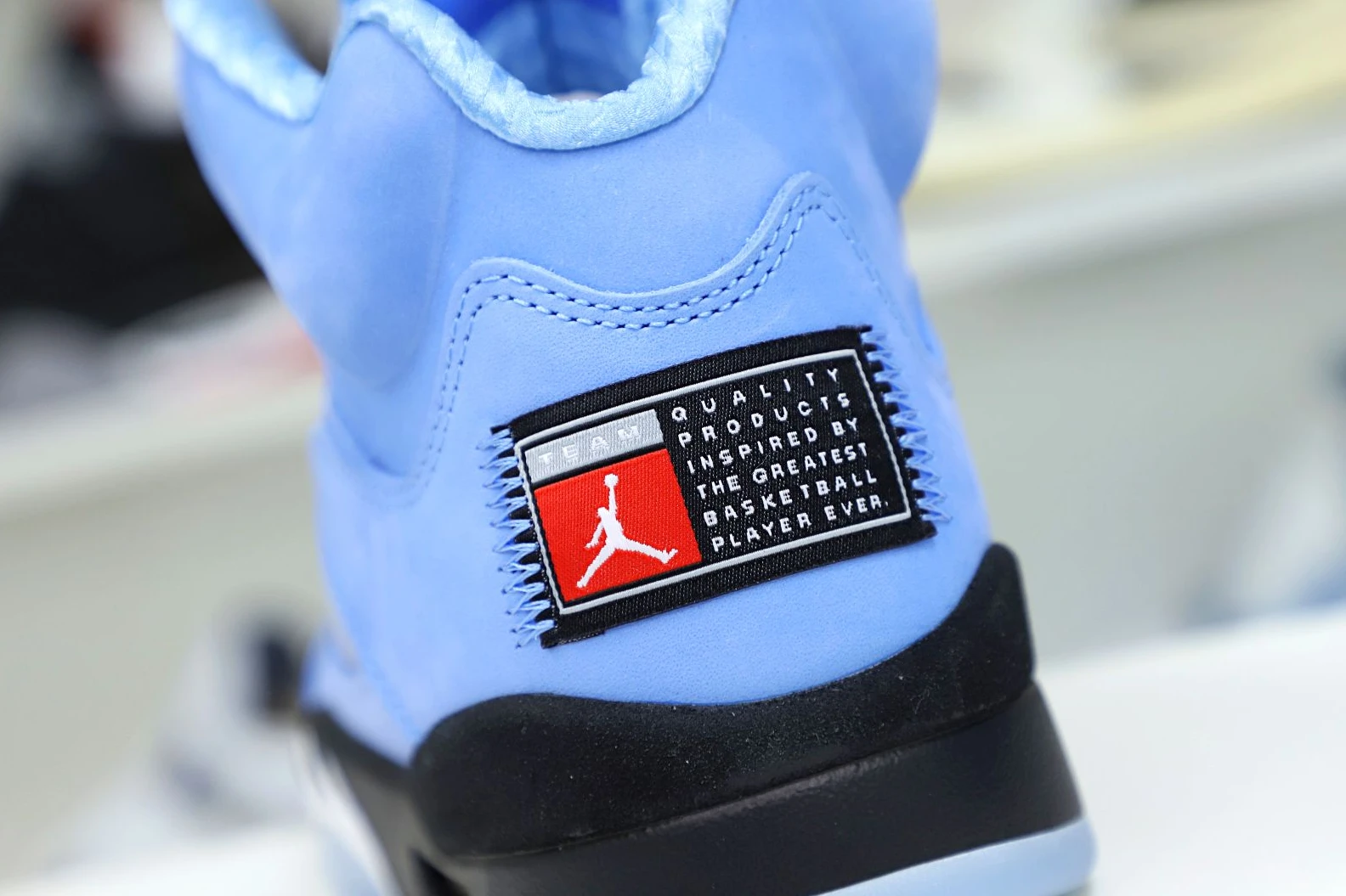 Trendy Kimikick AIR JORDAN 5 RETRO SE DV1310 401 UNIVERSITY BLUE BLACK-WHITE BLEU 1931