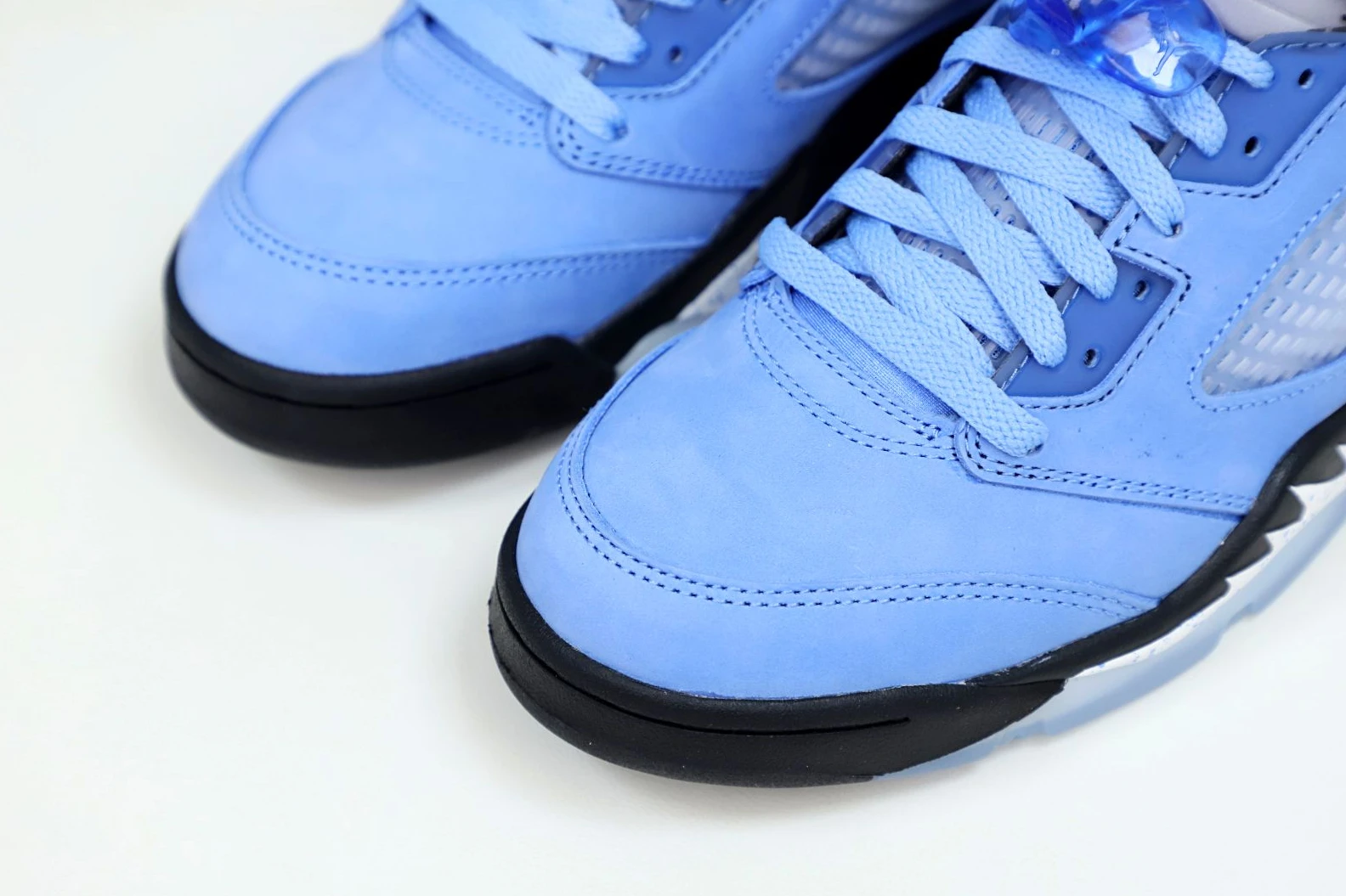 Trendy Kimikick AIR JORDAN 5 RETRO SE DV1310 401 UNIVERSITY BLUE BLACK-WHITE BLEU 1931