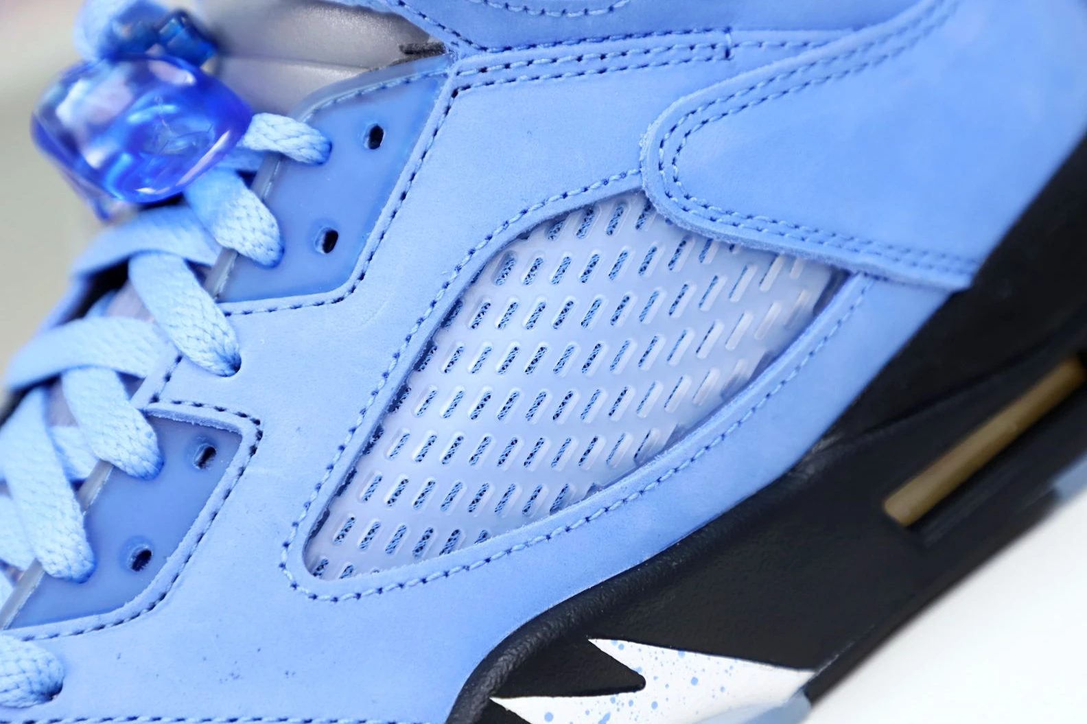 Trendy Kimikick AIR JORDAN 5 RETRO SE DV1310 401 UNIVERSITY BLUE BLACK-WHITE BLEU 1931