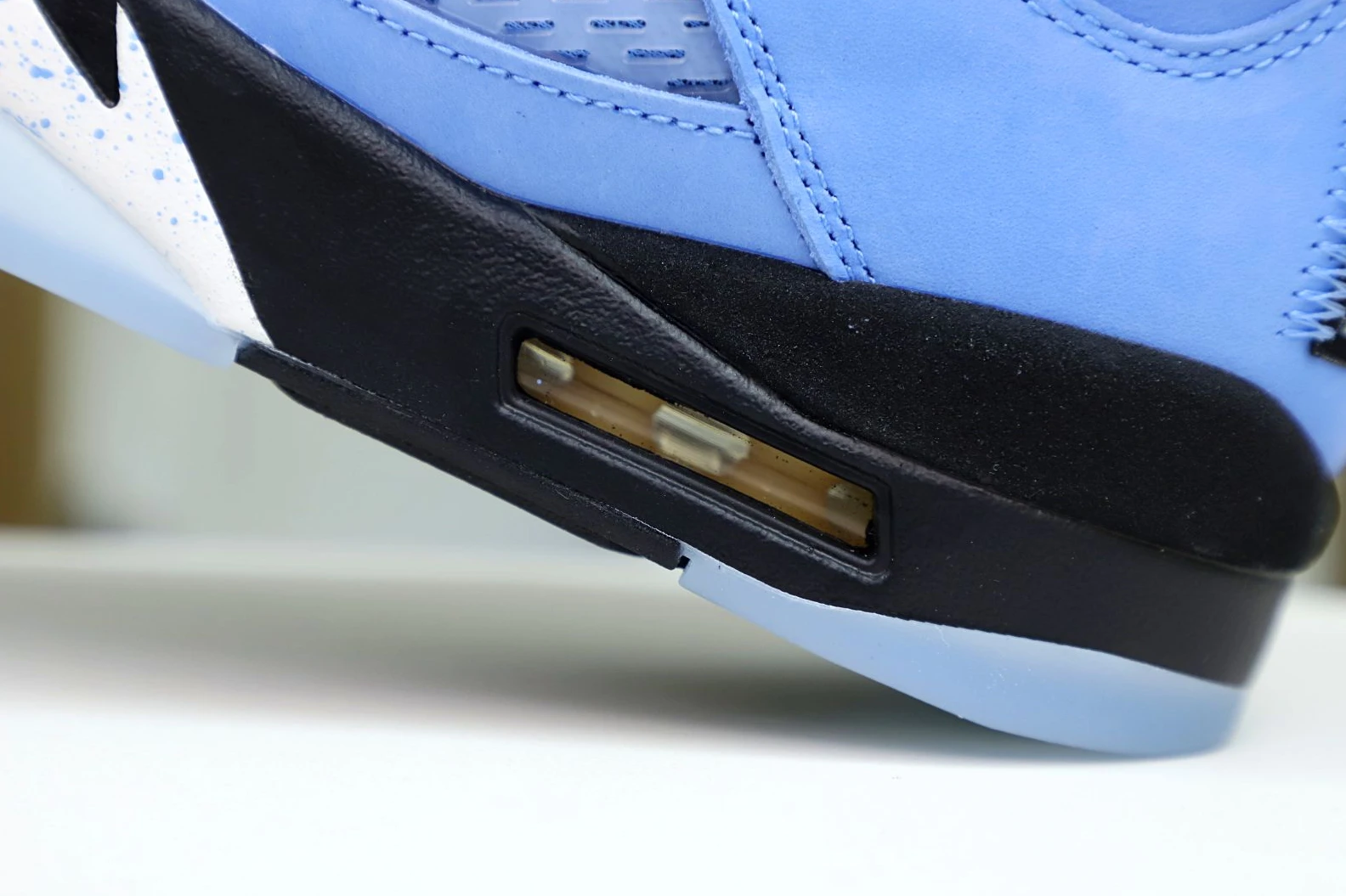 Trendy Kimikick AIR JORDAN 5 RETRO SE DV1310 401 UNIVERSITY BLUE BLACK-WHITE BLEU 1931