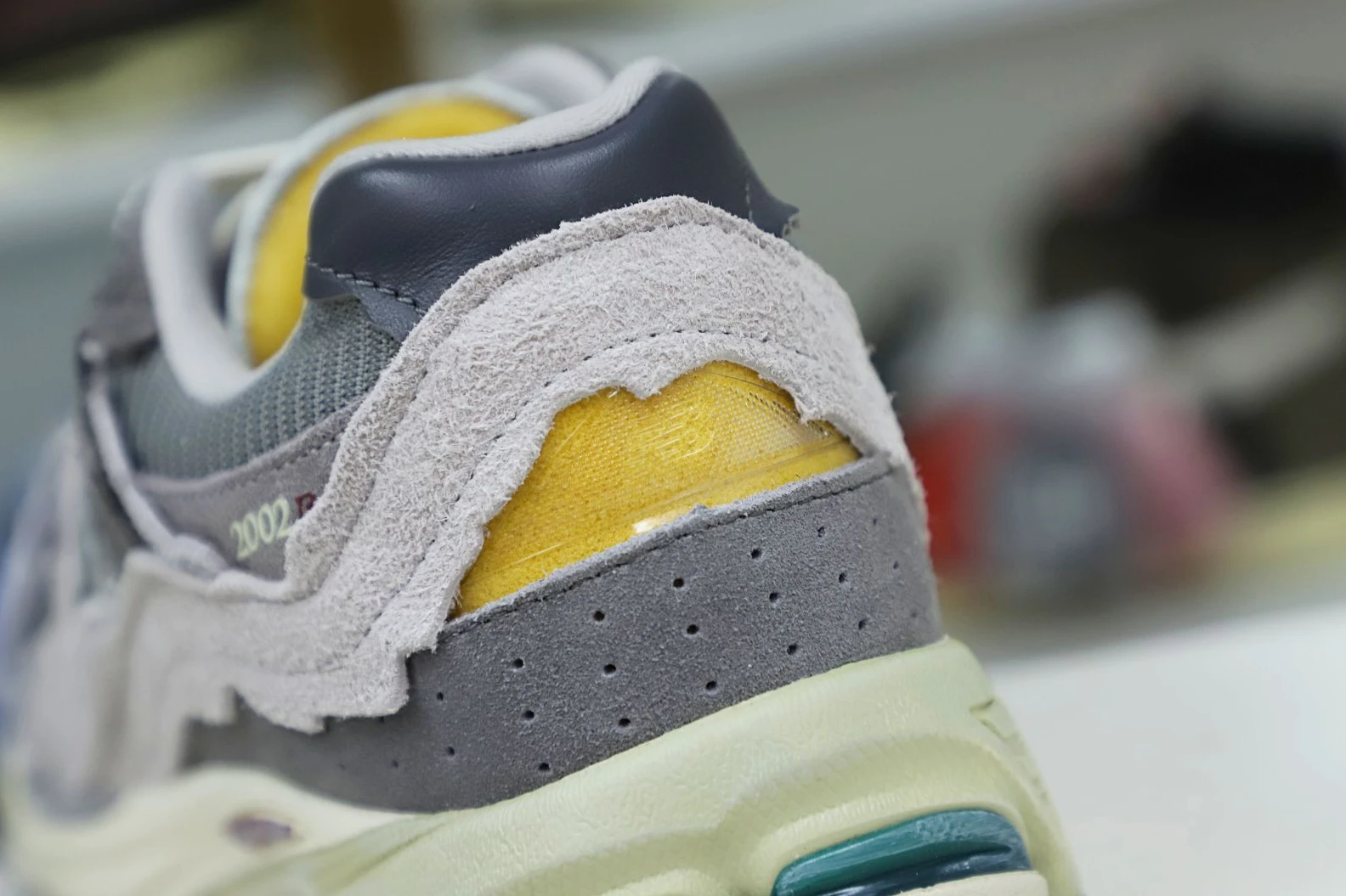 Trendy Kimikick New Balance NB 2002R 2946