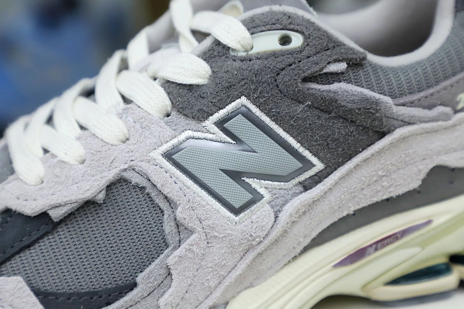 Trendy Kimikick New Balance NB 2002R 2946