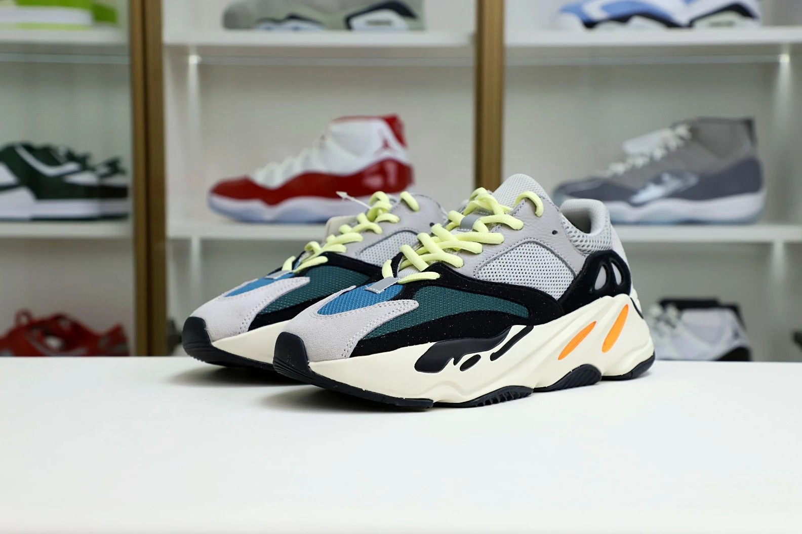 Trendy Kimikick YEEZY BOOST 700 'WAVE RUNNER' 49