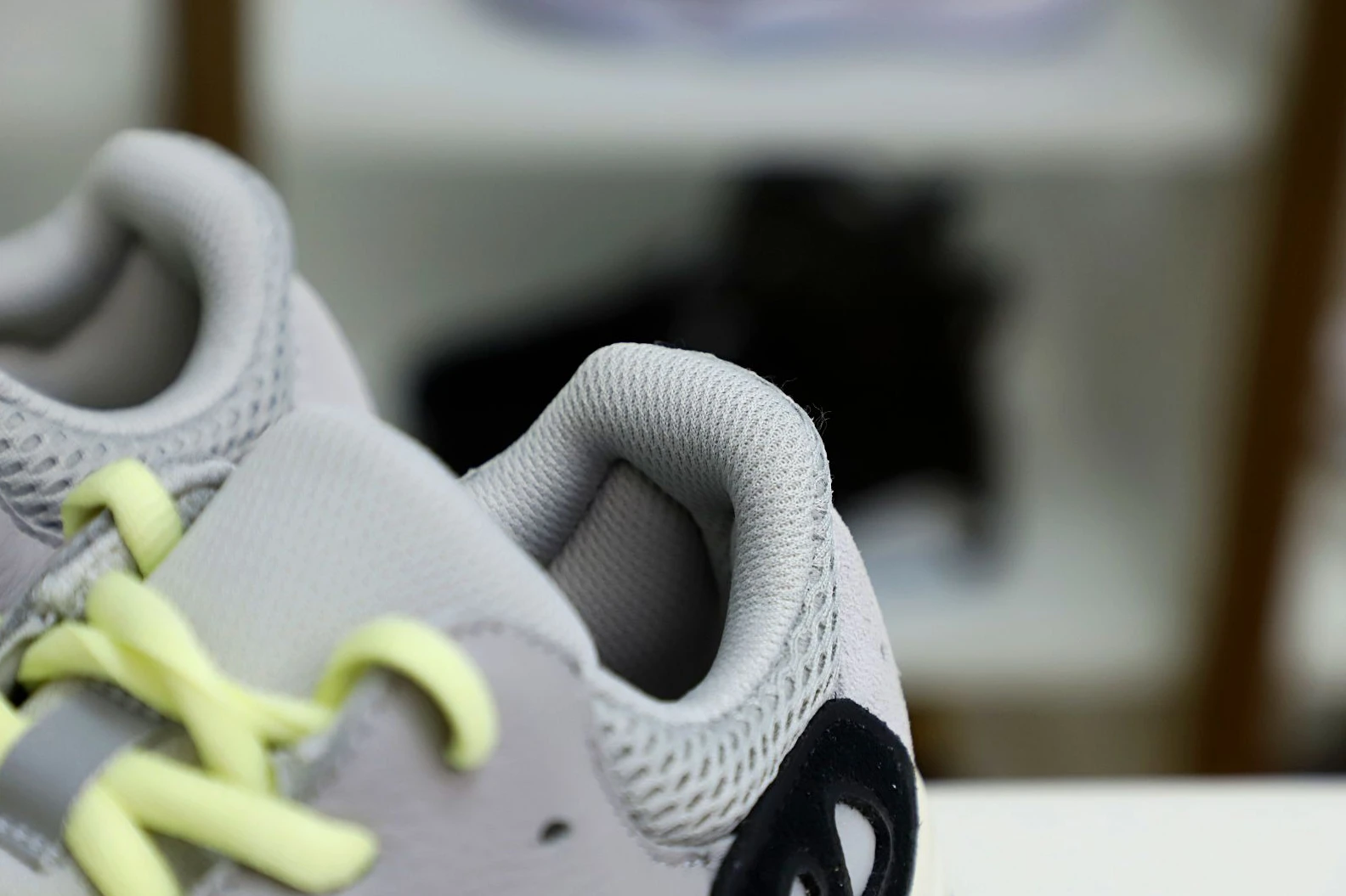 Trendy Kimikick YEEZY BOOST 700 'WAVE RUNNER' 49