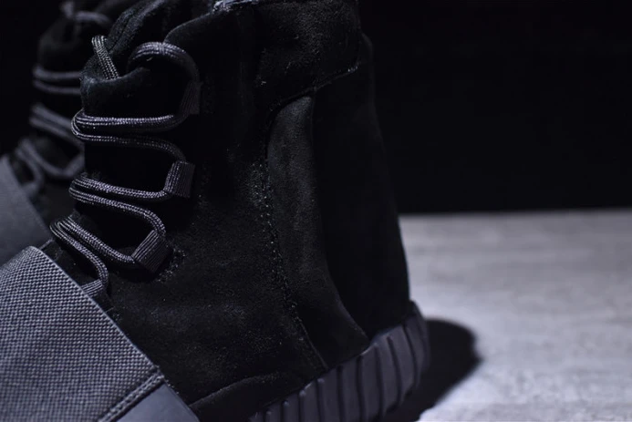 Trendy ad*s yeezy boost 750 triple black cblack bb 155