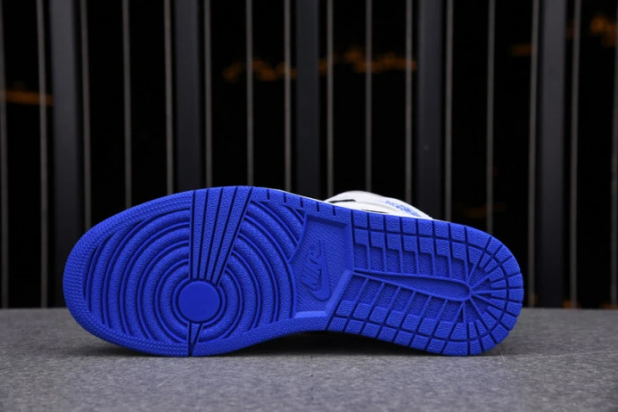 Trendy air jordan 1 mid se union royal 852542- 1233