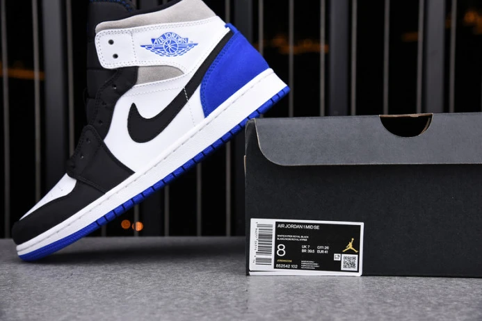 Trendy air jordan 1 mid se union royal 852542- 1233
