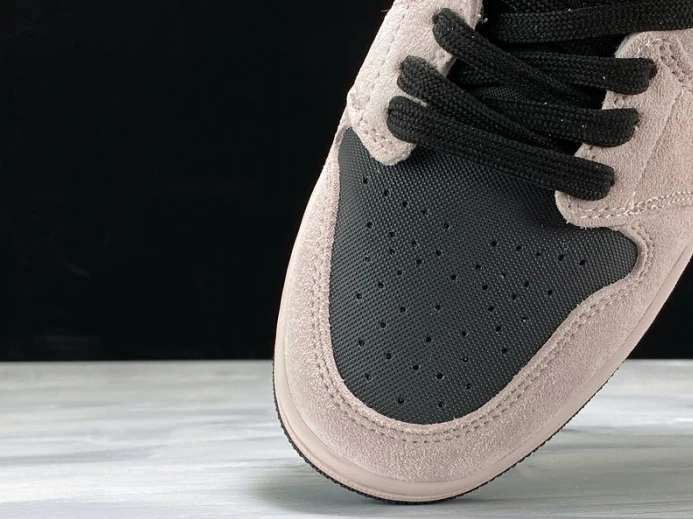 UrbanStyle Air Jordan 1 Mid Dirty Powder Iridescent (W) BQ6472- 914