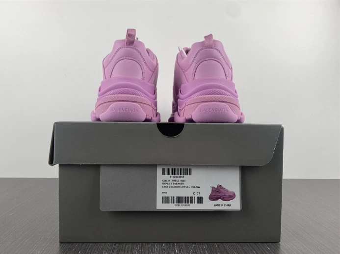 UrbanStyle BLCG TRIPLE S SNEAKER 524039 W1FC3 2490