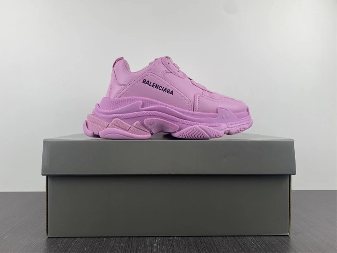 UrbanStyle BLCG TRIPLE S SNEAKER 524039 W1FC3 2490