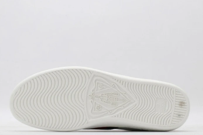 UrbanStyle GUCC ACE EMBROIDERED LOW-TOP SNEAKER 603693 0FI10 2923