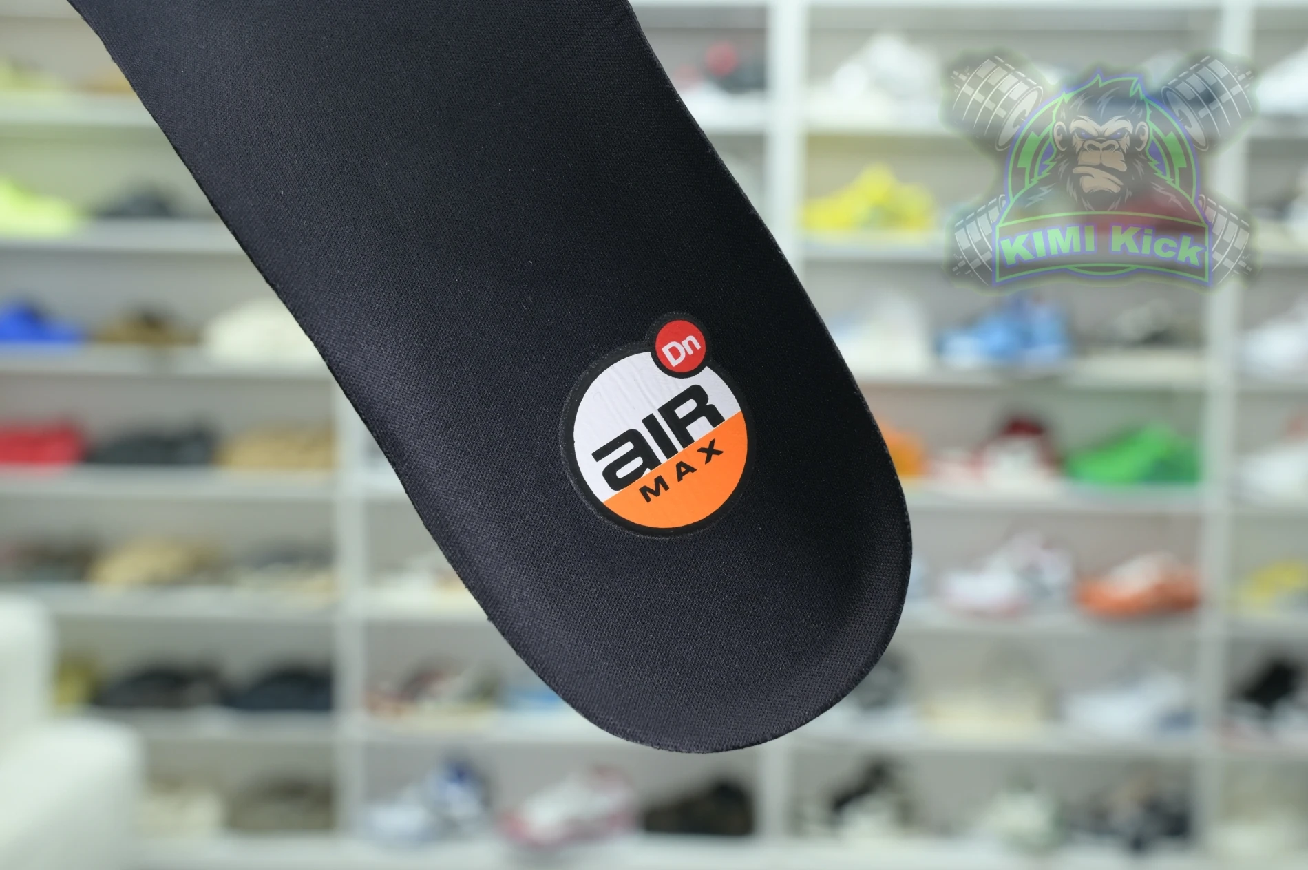 UrbanStyle Kimikick Nike Air Max Dn 3389