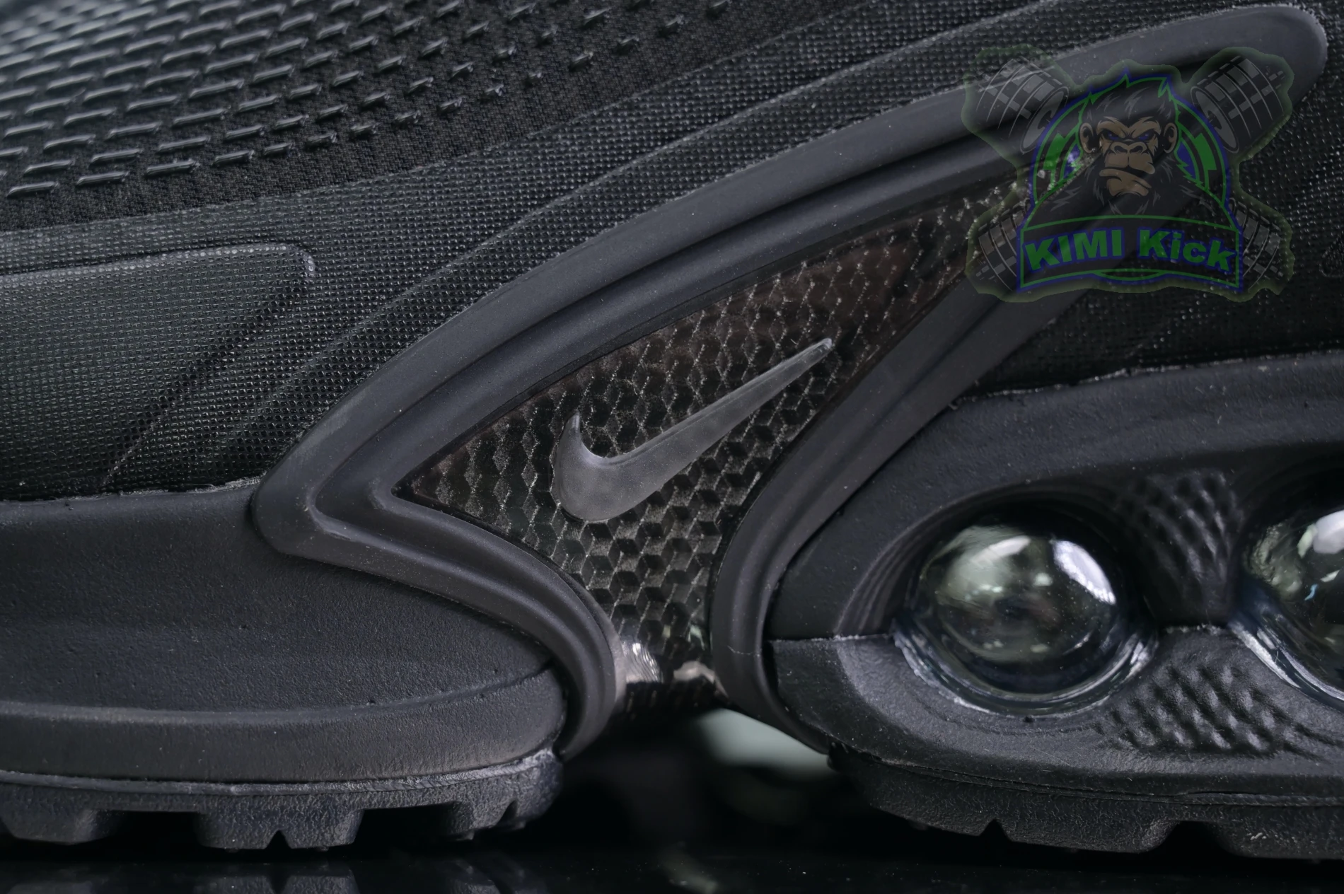 UrbanStyle Kimikick Nike Air Max Dn 3389