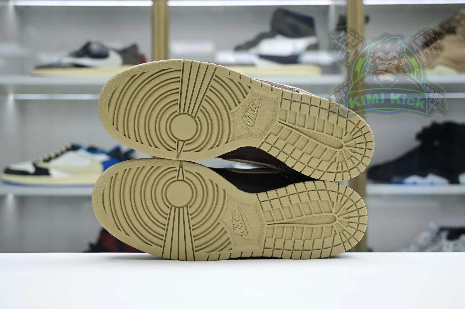 UrbanStyle Kimikick Nike Dunk SB Low Tweed 3426