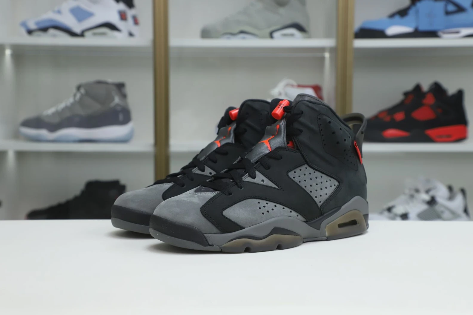 UrbanStyle Kimikick PARIS SAINT-GERMAIN X AIR JORDAN 6 RETRO 'IRON GREY' 2004