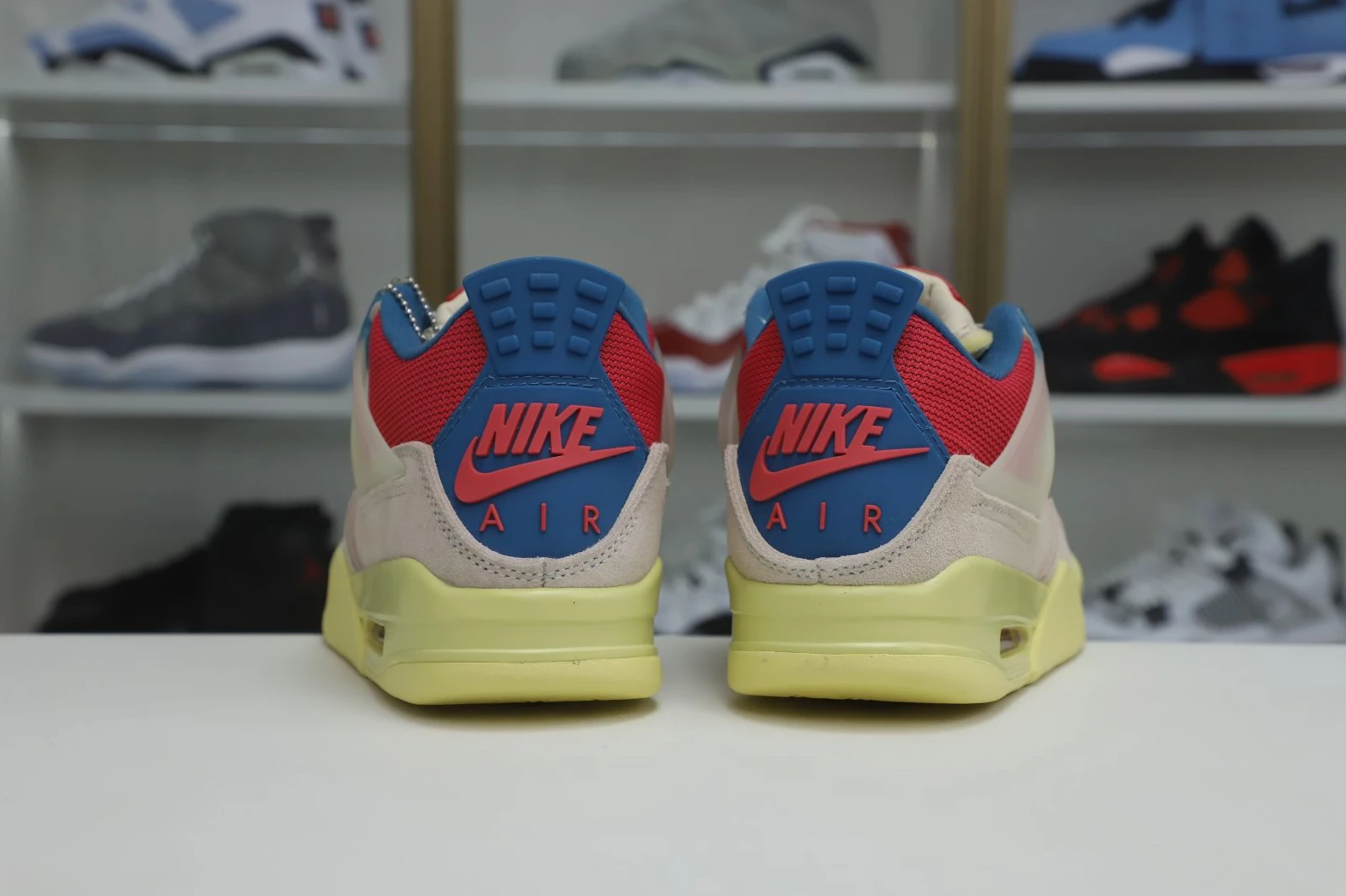 UrbanStyle Kimikick UNION LA X AIR JORDAN 4 RETRO 'GUAVA ICE' 1943