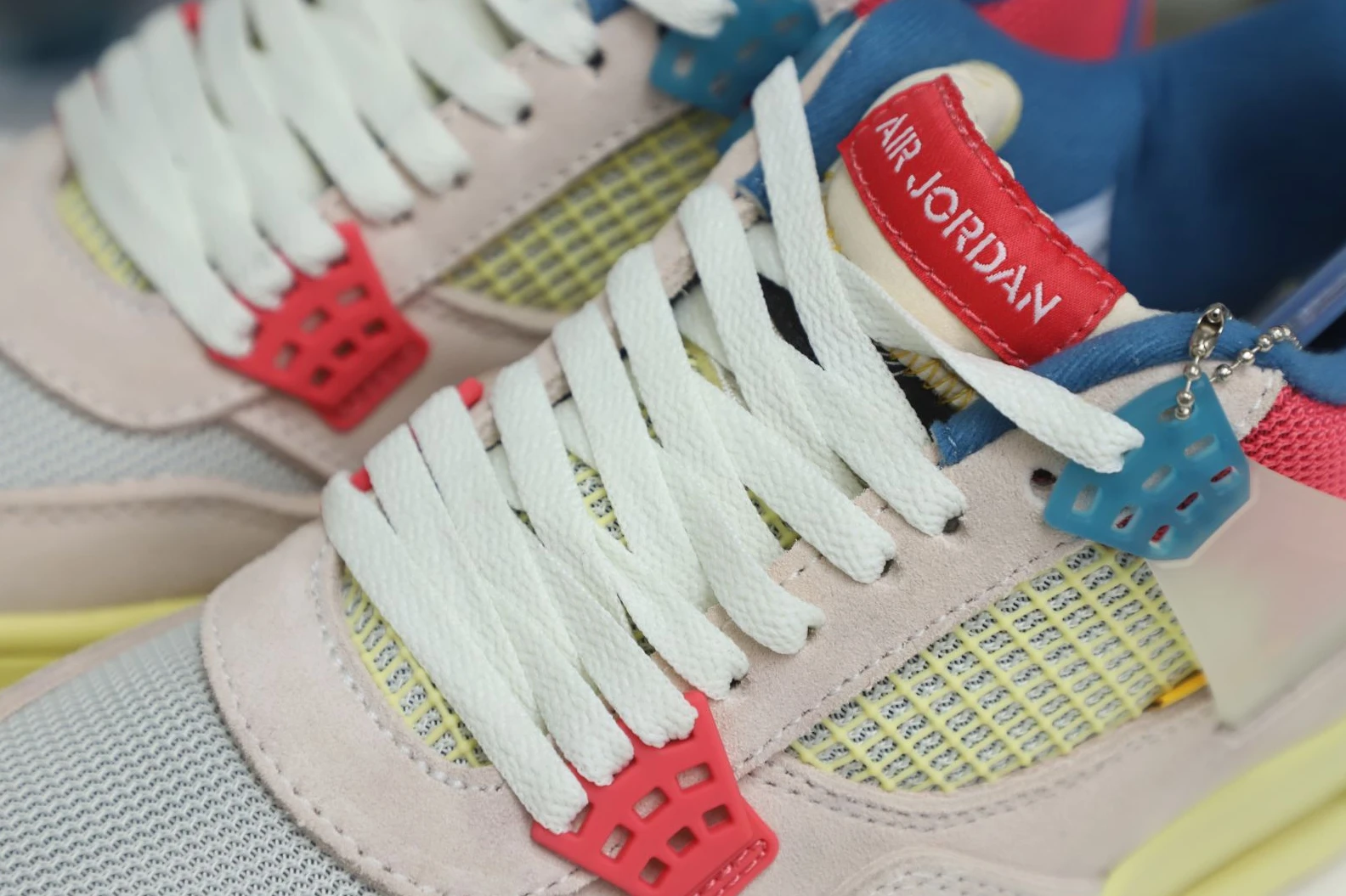 UrbanStyle Kimikick UNION LA X AIR JORDAN 4 RETRO 'GUAVA ICE' 1943