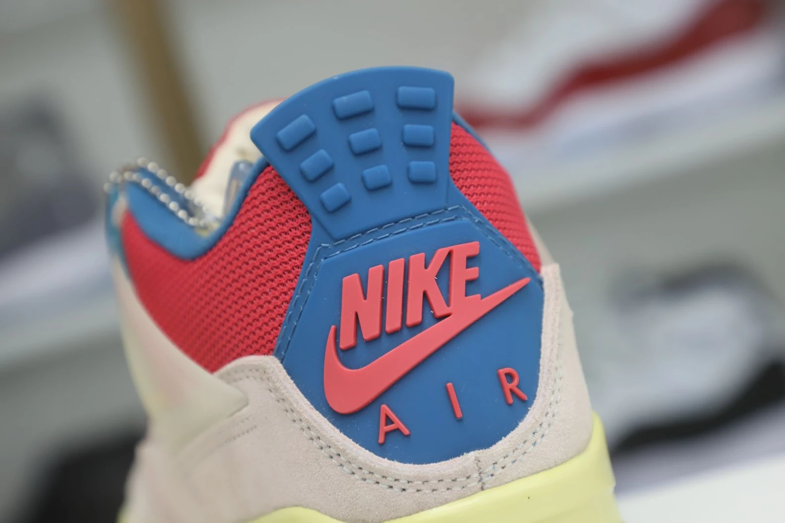 UrbanStyle Kimikick UNION LA X AIR JORDAN 4 RETRO 'GUAVA ICE' 1943