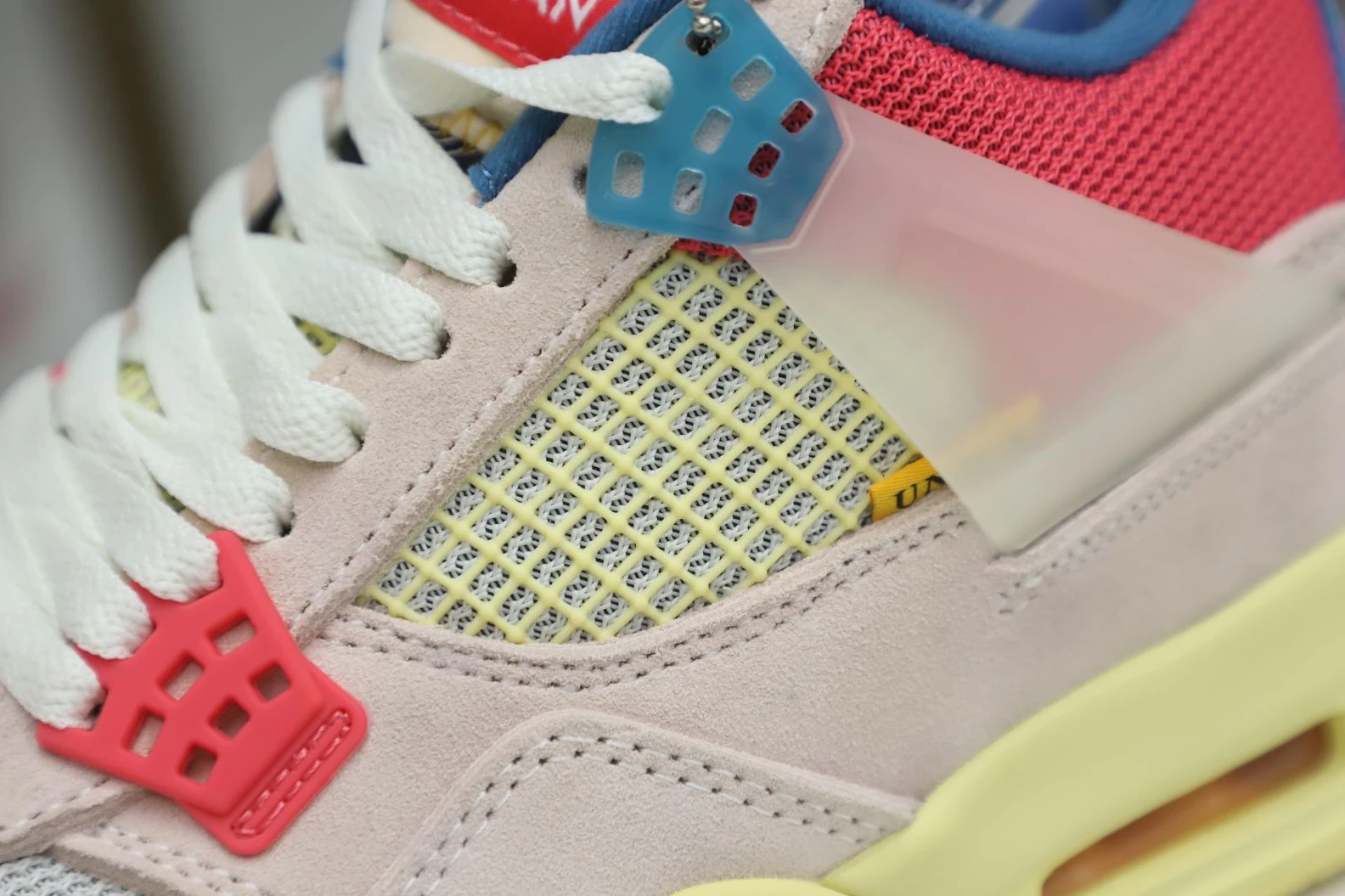 UrbanStyle Kimikick UNION LA X AIR JORDAN 4 RETRO 'GUAVA ICE' 1943