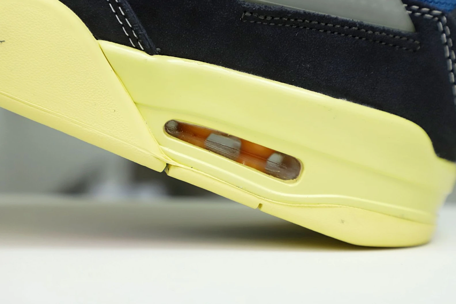 UrbanStyle Kimikick UNION LA X AIR JORDAN 4 RETRO 'OFF NOIR' 1923