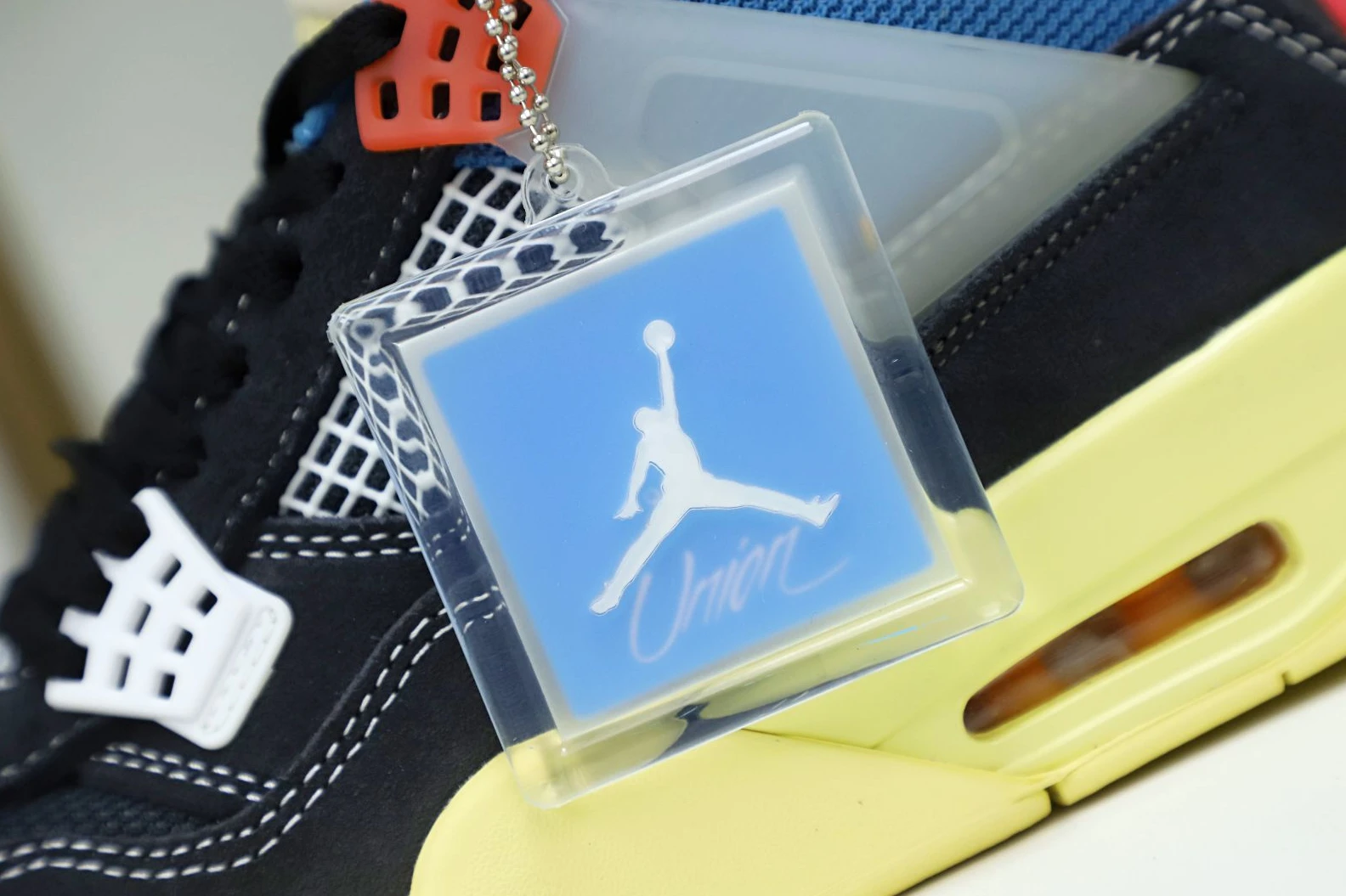 UrbanStyle Kimikick UNION LA X AIR JORDAN 4 RETRO 'OFF NOIR' 1923