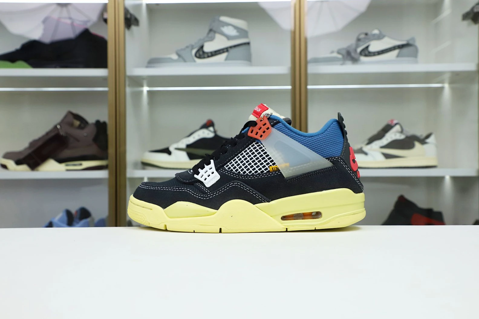 UrbanStyle Kimikick UNION LA X AIR JORDAN 4 RETRO 'OFF NOIR' 1923