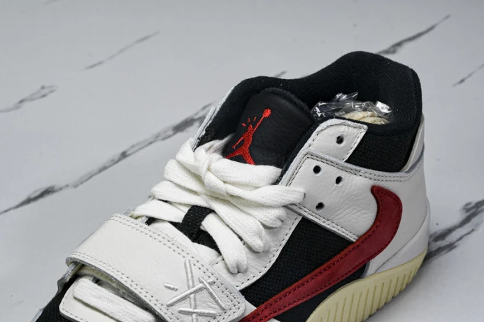 UrbanStyle Travis Scott x Jordan Jumpman Jack TR University Red FZ8117- 734