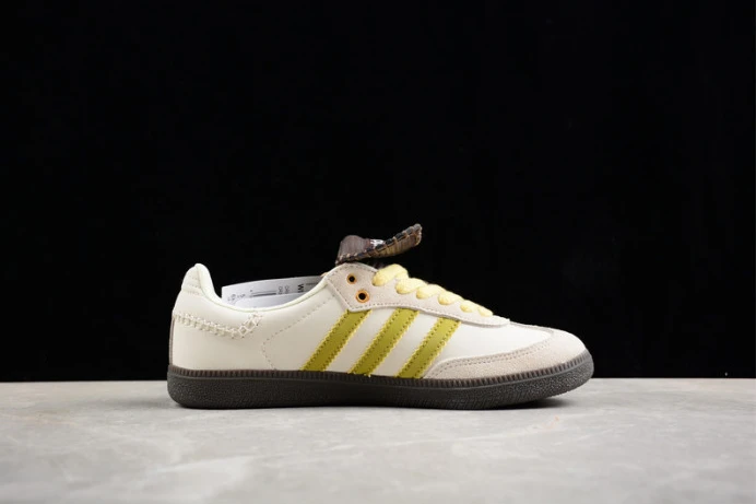 UrbanStyle ad*s samba wales bonner ecrtin brown id 285