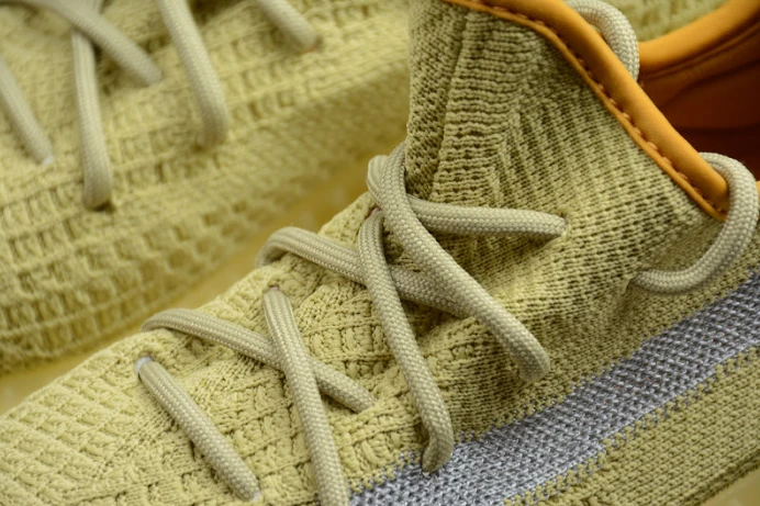 UrbanStyle ad*s yeezy boost 350 v2 “marsh” fx 217