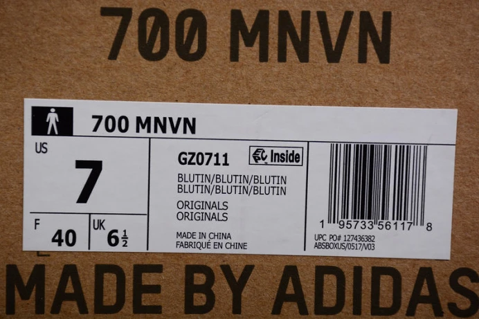 UrbanStyle ad*s yeezy boost 700 mnvn blue tint gz 173