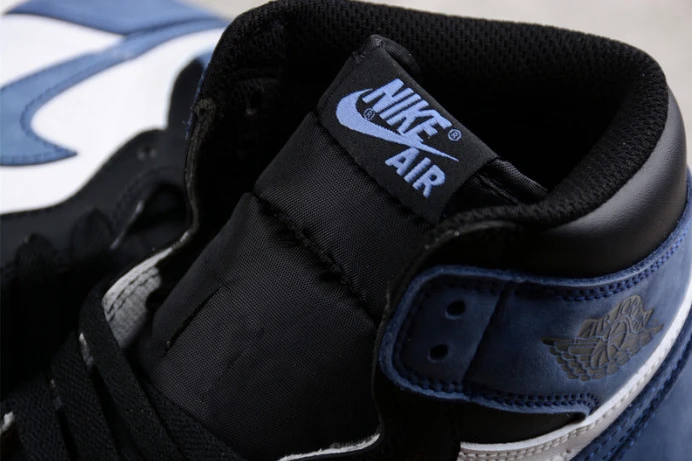 UrbanStyle air jordan 1 retro high blue moon 555088- 1321