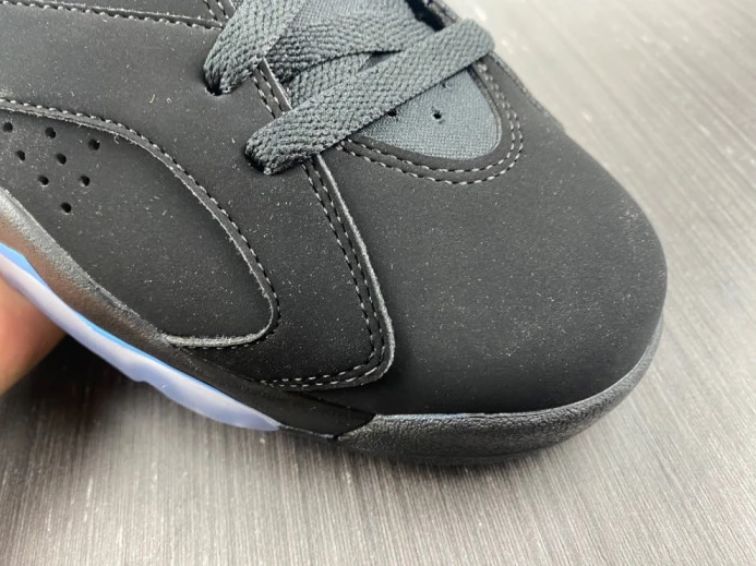 UrbanStyle air jordan 6 retro “university blue” mens 384664- 1212