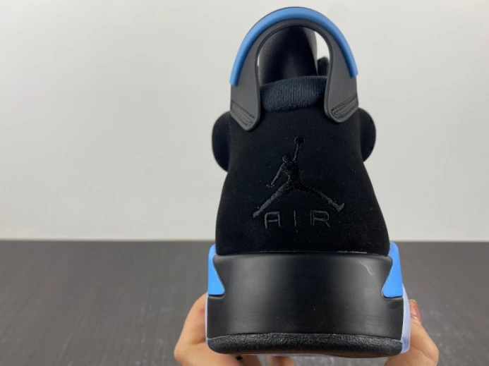 UrbanStyle air jordan 6 retro “university blue” mens 384664- 1212